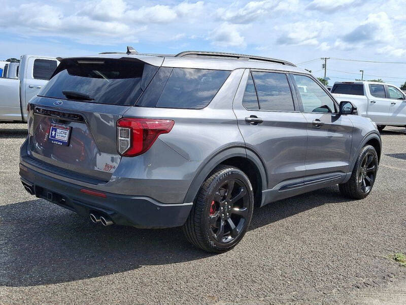 2022 Ford Explorer ST
