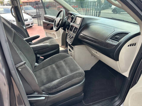 2018 Dodge Grand Caravan SE