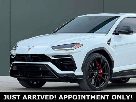 2022 Lamborghini Urus