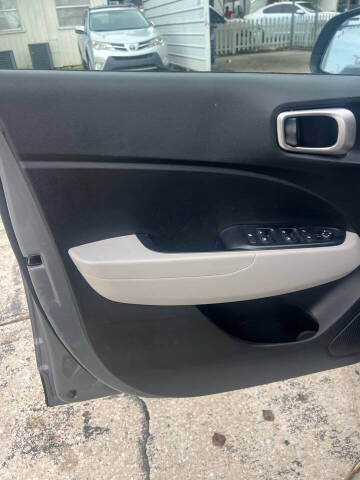 2021 Hyundai Venue SEL