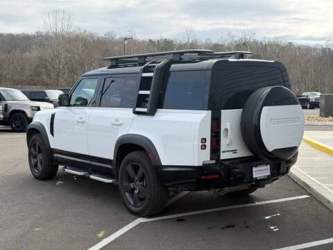 2023 Land Rover Defender 130 X-Dynamic SE