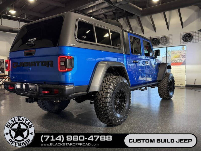 2024 Jeep Gladiator