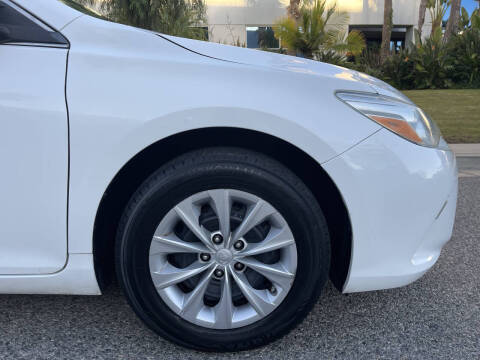 2015 Toyota Camry LE