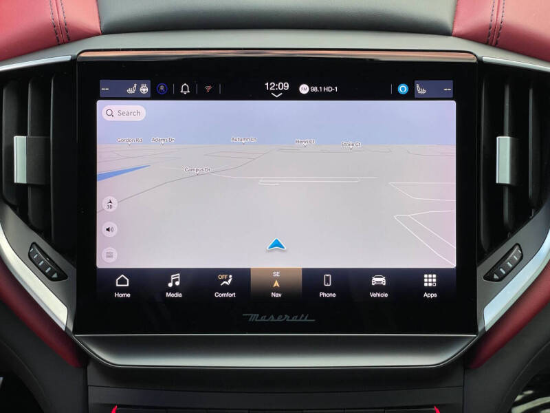 2023 Maserati Ghibli Trofeo