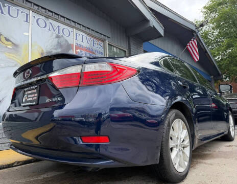 2014 Lexus ES 300h