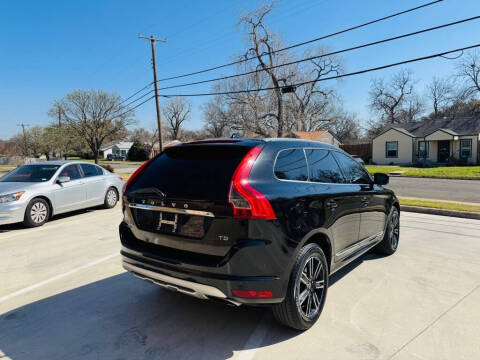 2017 Volvo XC60 T5 Dynamic