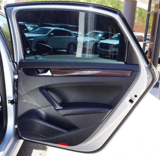 2020 Volkswagen Passat SEL