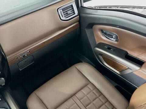 2023 Nissan Titan Platinum Reserve