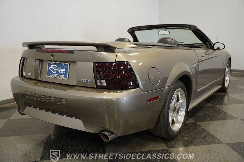 2001 Ford Mustang SVT Cobra