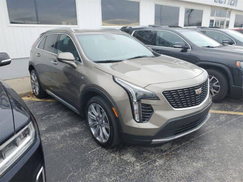 2020 Cadillac XT4 for sale at Betten Baker Preowned Center in Twin Lake MI