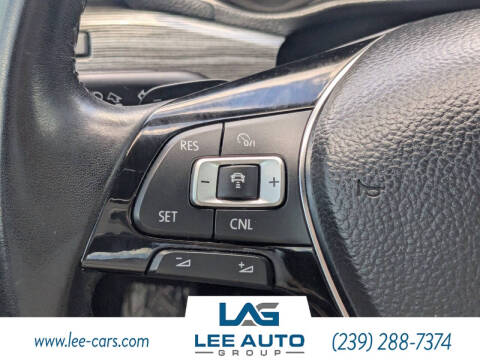 2021 Volkswagen Passat R-Line