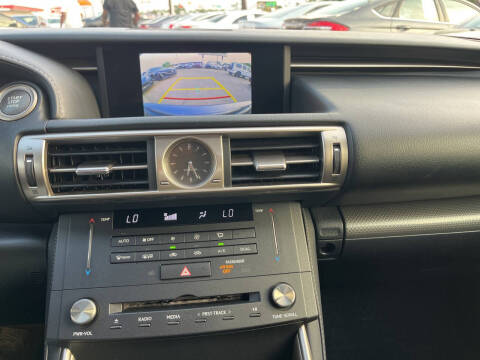2016 Lexus IS 200t