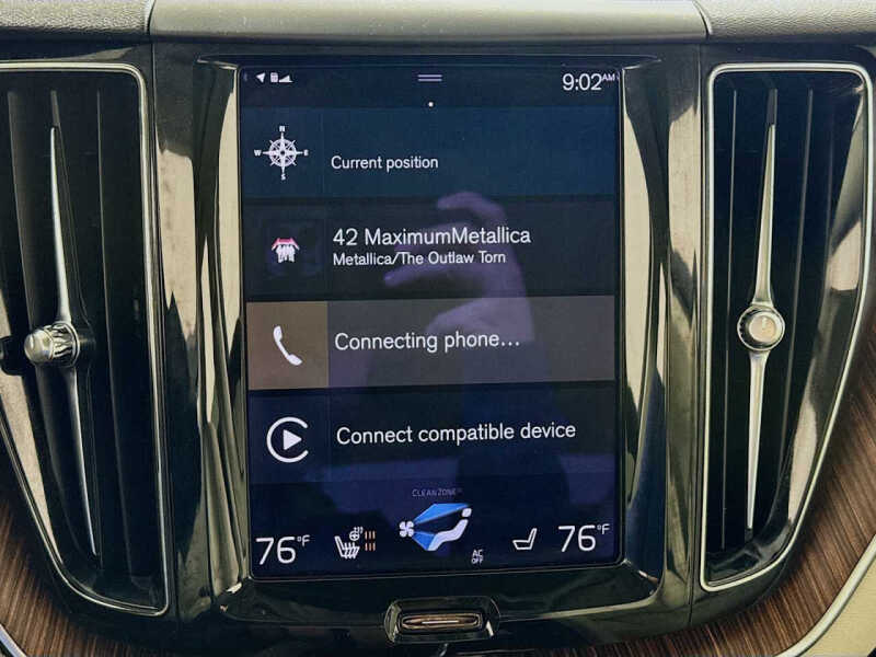 2021 Volvo XC60 T6 Momentum