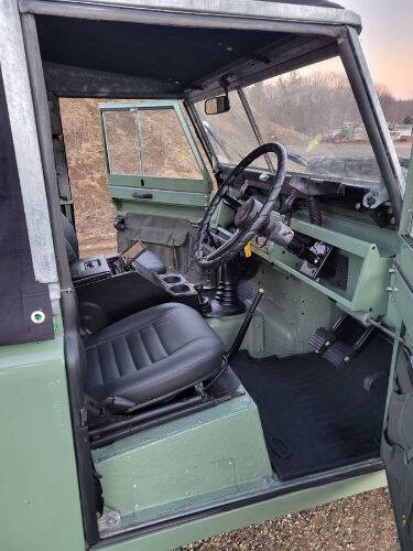 1966 Land Rover Defender