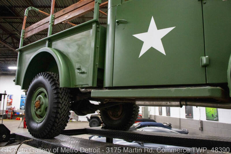 1963 Dodge M37