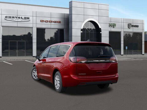 2026 Chrysler Voyager LX