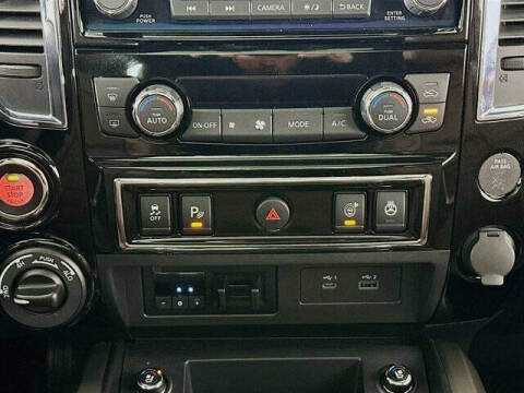 2023 Nissan Titan Platinum Reserve