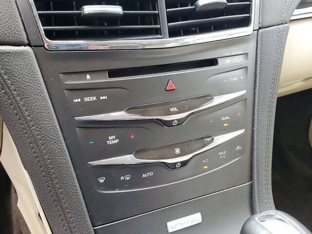 2018 Lincoln MKT Reserve