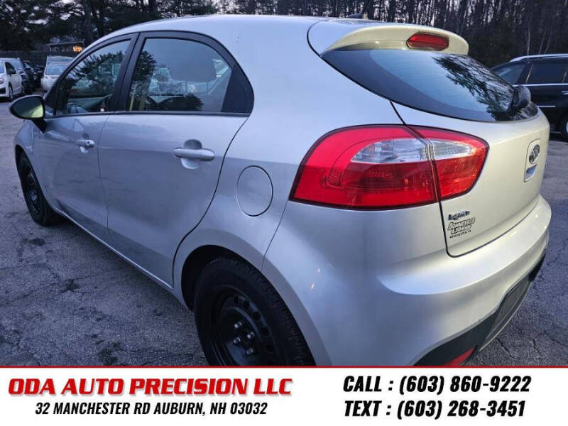 2012 Kia Rio 5-Door LX