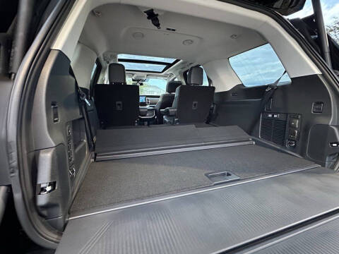 2025 Ford Expedition Platinum