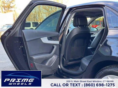 2017 Audi A4 2.0T quattro Premium