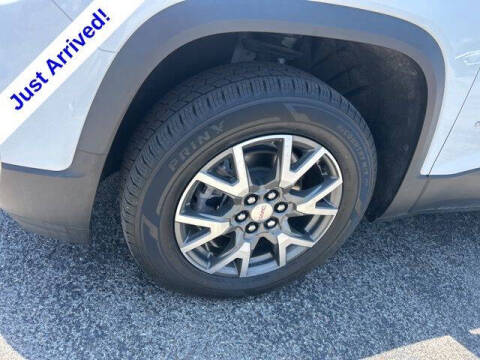 2022 GMC Acadia SLE