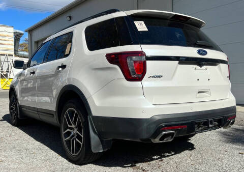 2017 Ford Explorer Sport