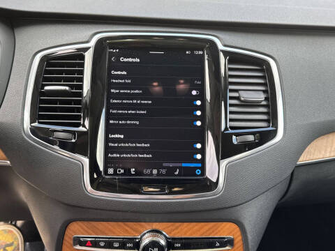 2025 Volvo XC90 B6 Plus Bright Theme 7P