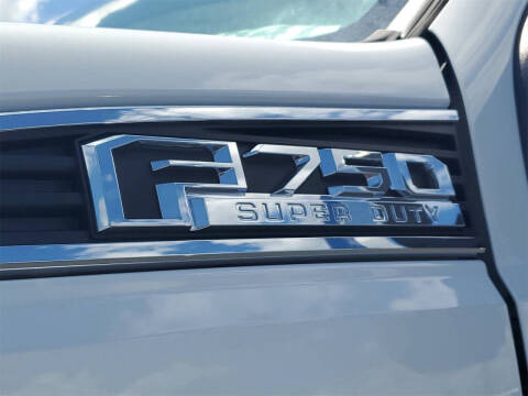 2025 Ford F-750 Super Duty