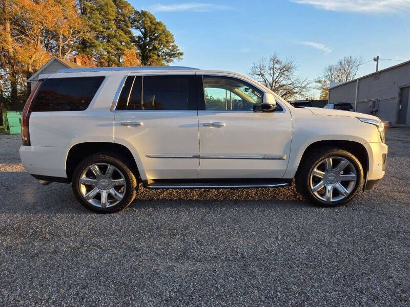 2018 Cadillac Escalade Luxury