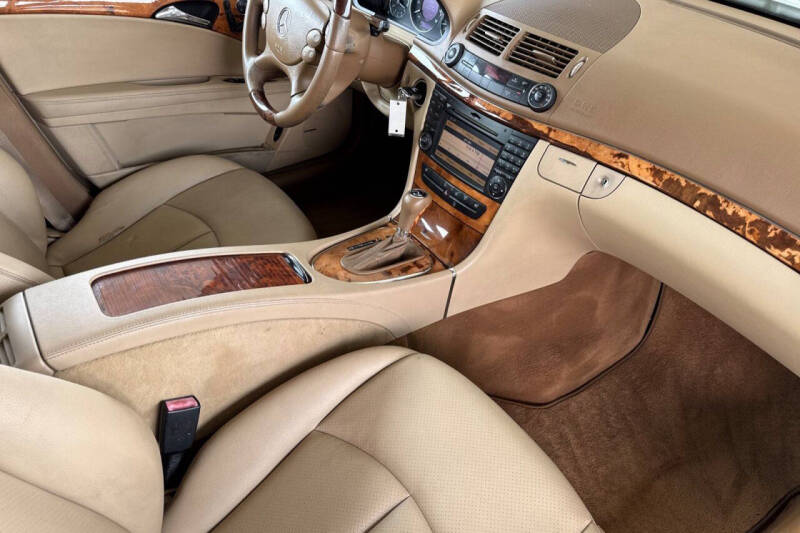 2009 Mercedes-Benz E-Class E 350 4MATIC