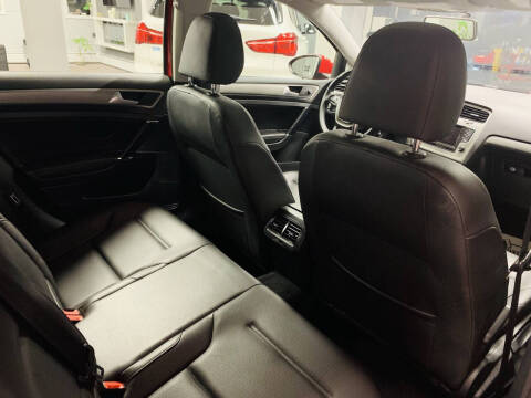 2015 Volkswagen Golf TSI S