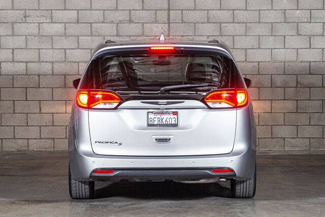 2018 Chrysler Pacifica Touring Plus