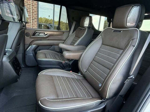 2025 GMC Yukon Denali Ultimate