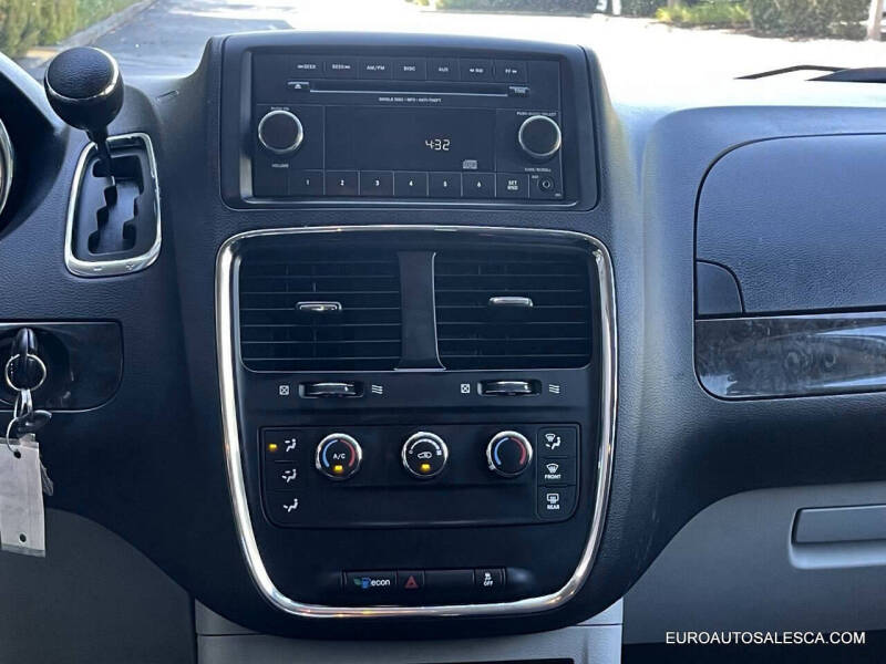 2016 Dodge Grand Caravan American Value Package