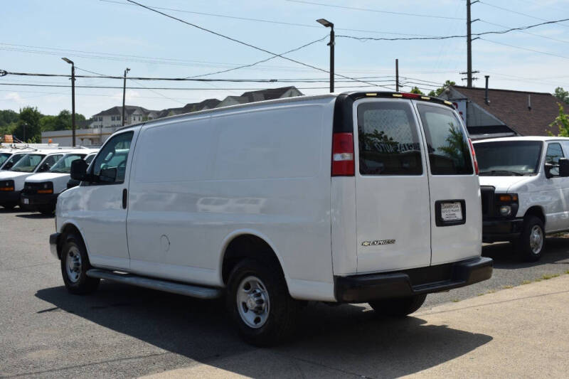 2018 Chevrolet Express 2500