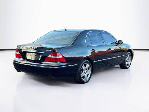 2004 Lexus LS 430