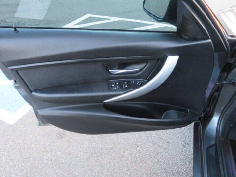 2018 BMW 3 Series 320i xDrive