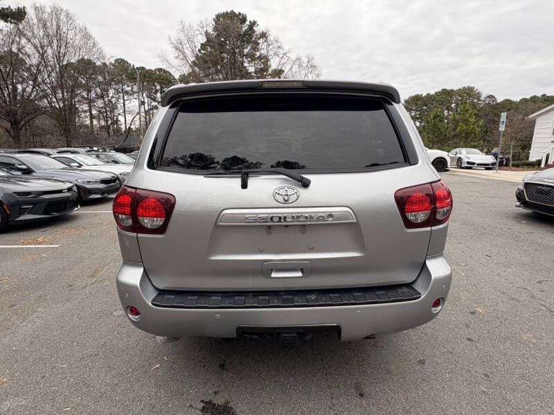 2019 Toyota Sequoia SR5