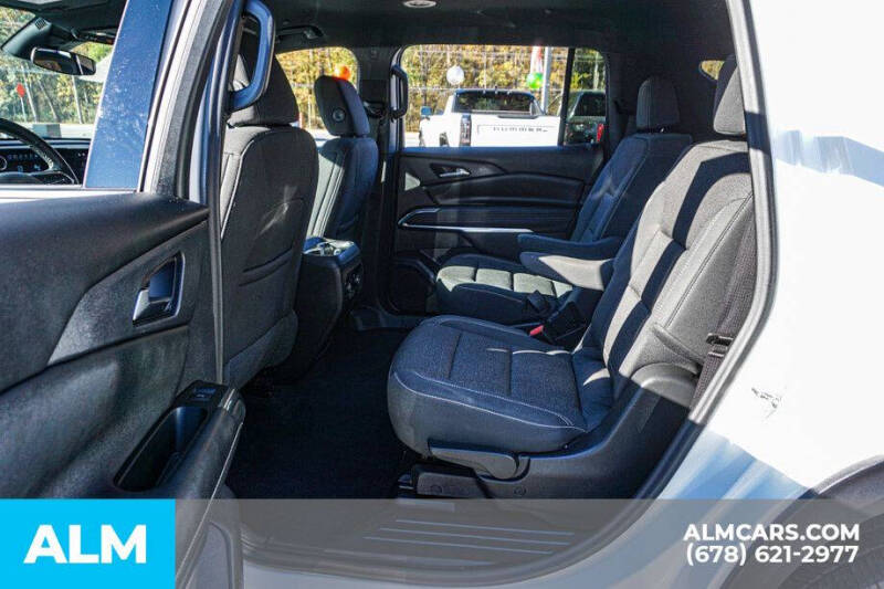 2024 Chevrolet Traverse LT