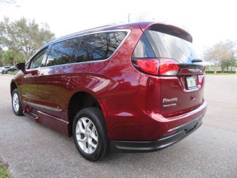 2020 Chrysler Pacifica Touring L Plus
