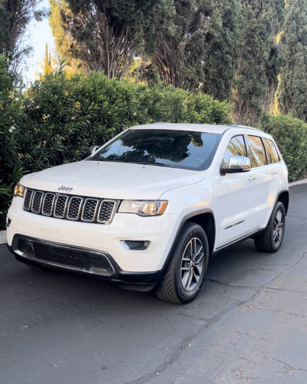 2018 Jeep Grand Cherokee Limited's photo