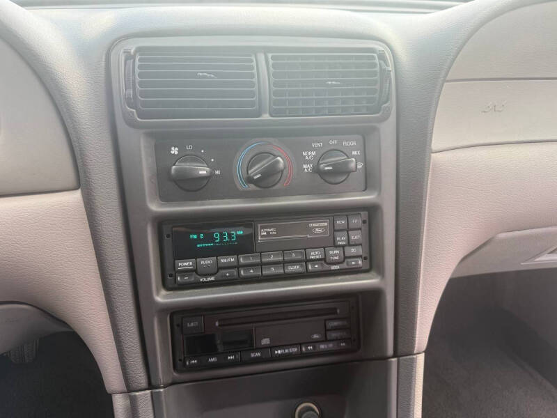 2000 Ford Mustang GT