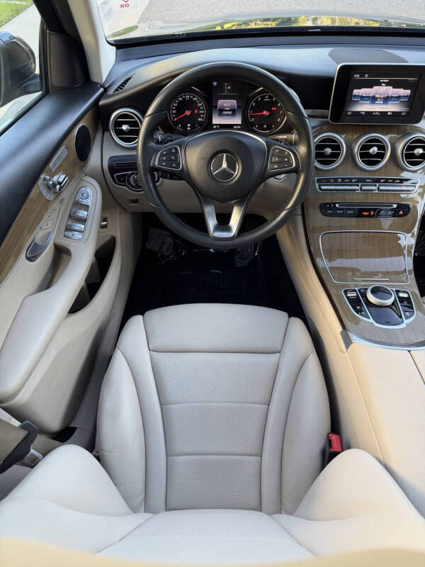 2018 Mercedes-Benz GLC GLC 300