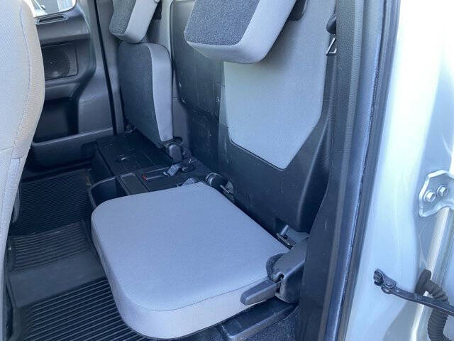 2022 Toyota Tacoma SR5 V6