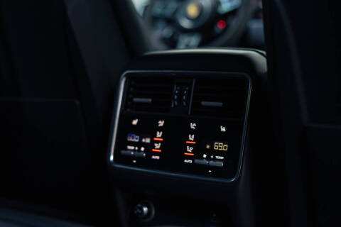 2020 Porsche Cayenne Turbo Coupe