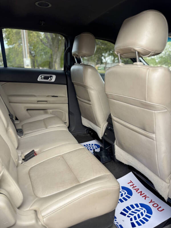 2011 Ford Explorer XLT