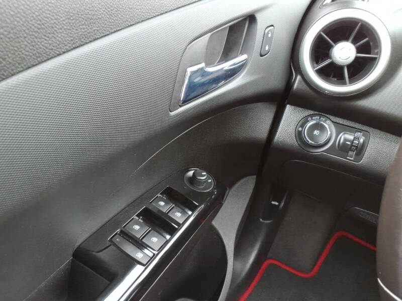 2017 Chevrolet Sonic LT Auto