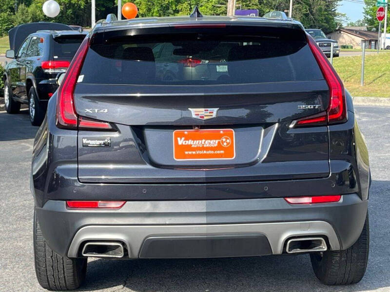 2023 Cadillac XT4 Premium Luxury