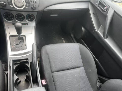 2011 Mazda MAZDA3 i Sport